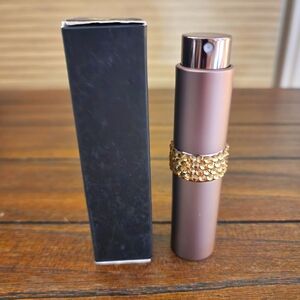 NIB Beautiful Elegant 8ml Refillable Bronze Twist Atomizer Spray w/ Gold Stones